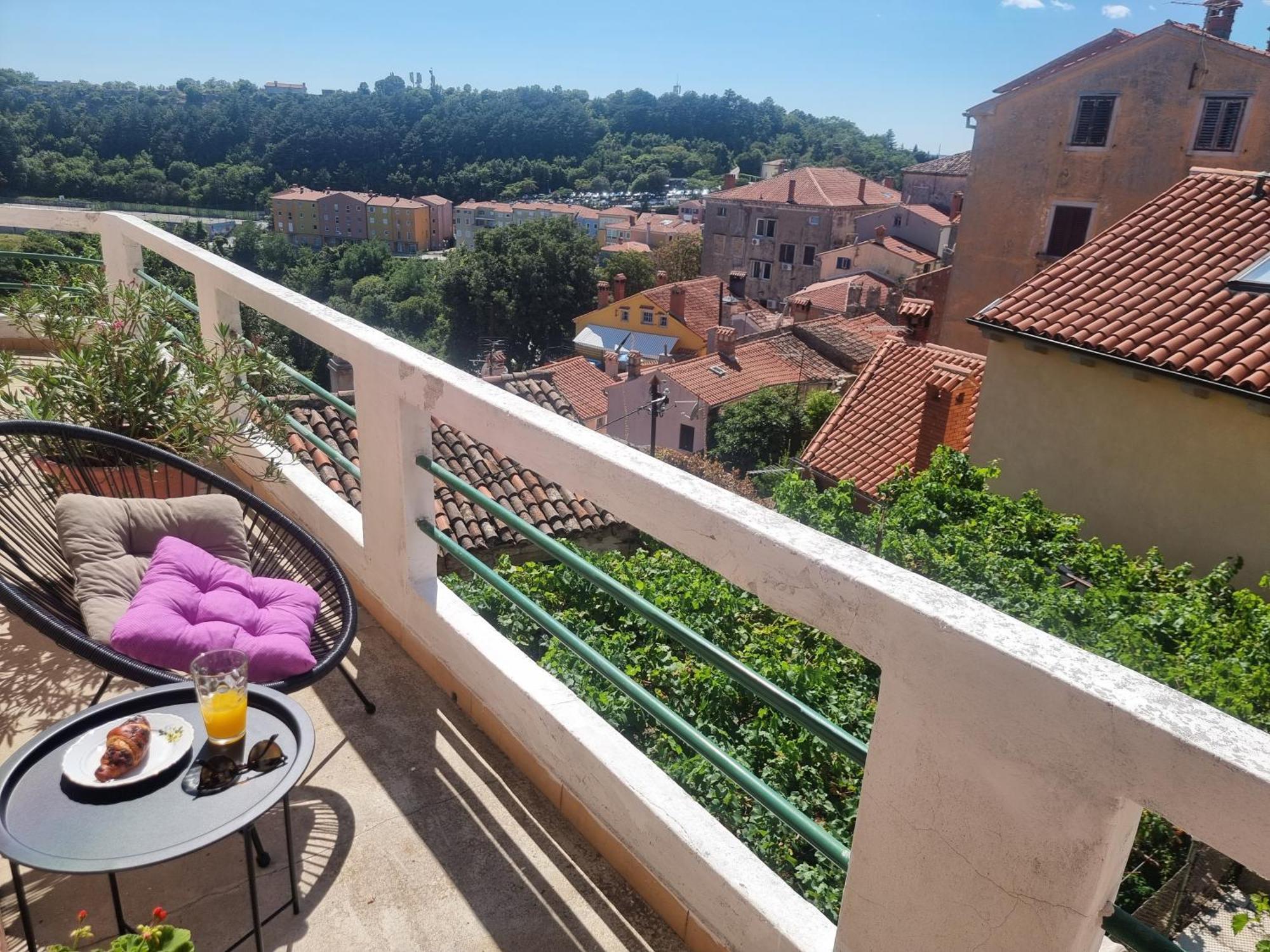 Apartment Branko With Terrace, Old Town Labin Лабин Экстерьер фото